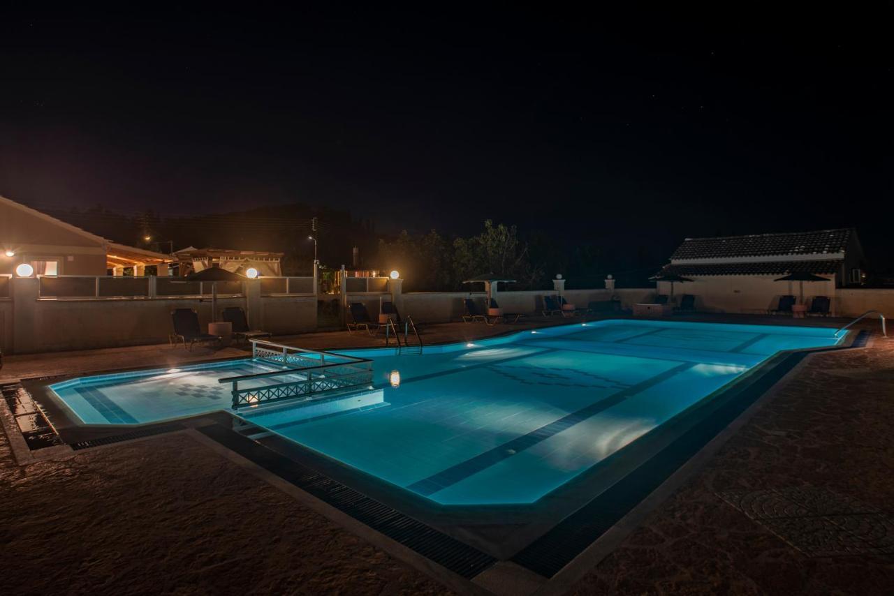 Villa Veneto Luxury Holidays Melissia  Bagian luar foto